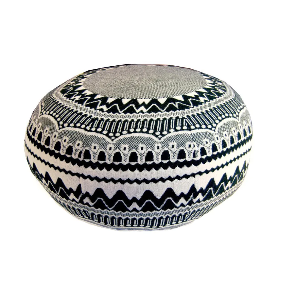 Frank Pouffe in ZigZag - Black