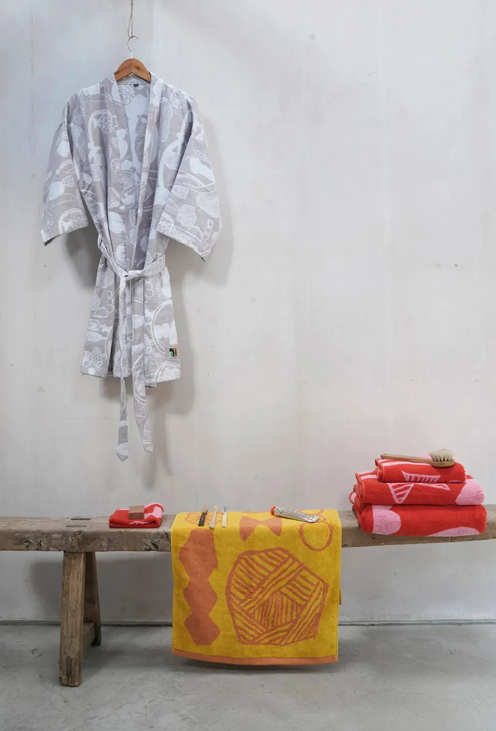 Doodle Dance Woven Robe