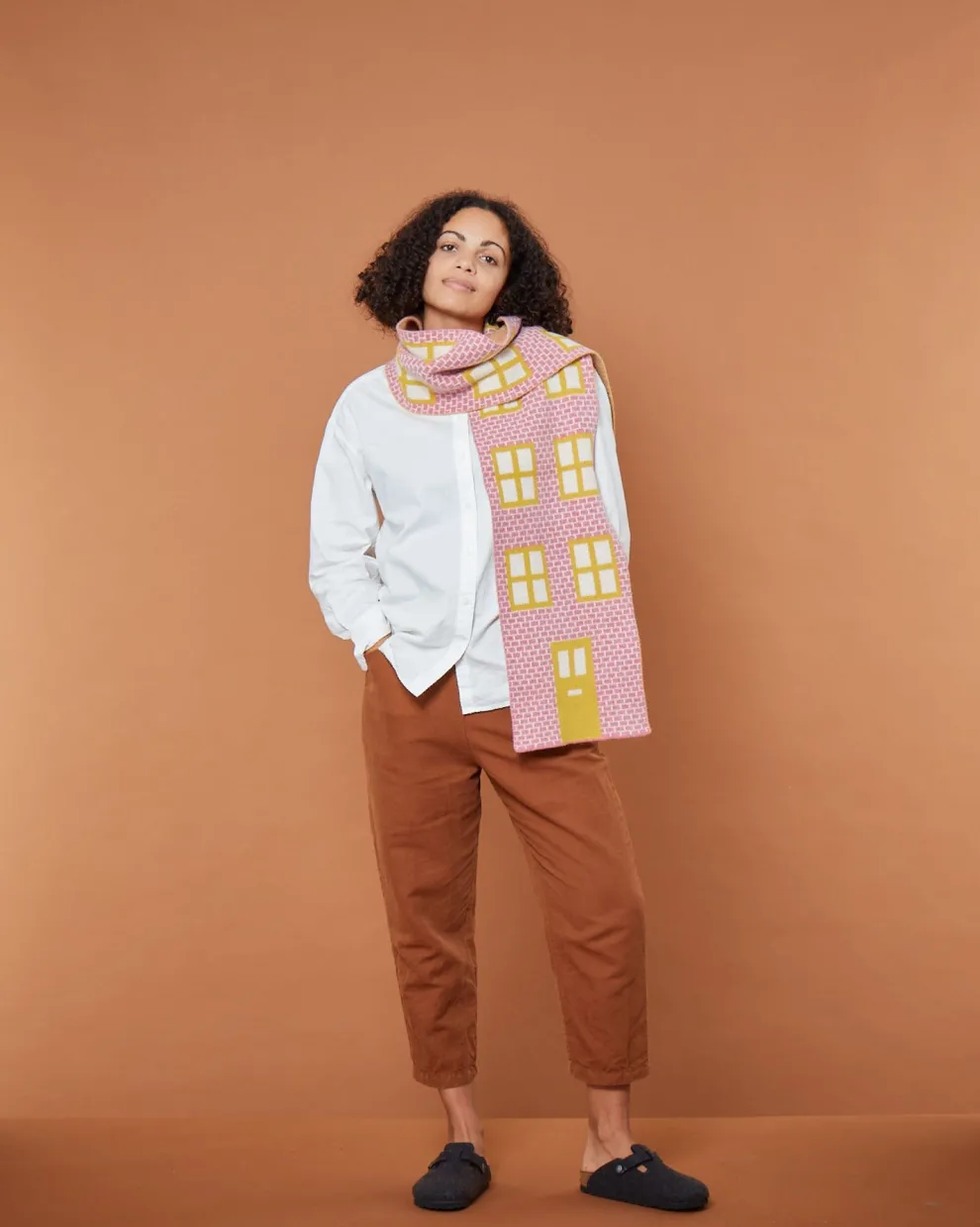 House Shaped Scarf - Nougat